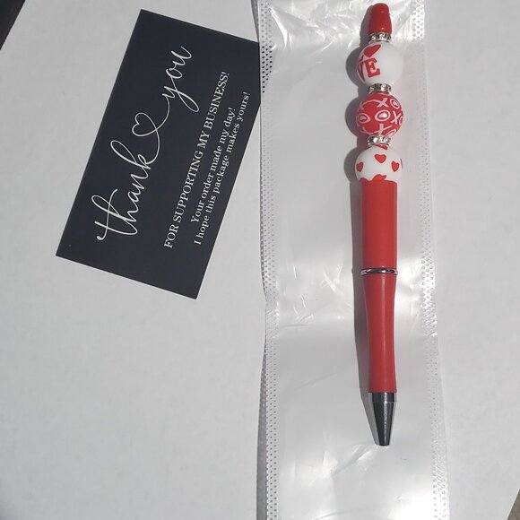 Handmade Love Beaded Pen – LOVE, Hearts & XOXO Design with Extra Ink Refi - Picture 2 of 2